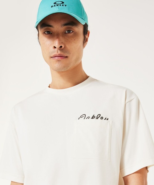 OAKLEY(オークリー)の「オークリー EN NEW RETRO TEE FOOTHILL 2.0 Tシャツ/ スポーツ・トレーニング/OAKLEY(Tシャツ/カットソー・メンズ・ブラック系その他/オフホワイト・M/L/XL/S)」の16枚目の写真
