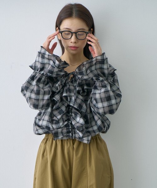CIAOPANIC TYPY(チャオパニックティピー)の「∴【前後2way】深Vアソートチェックラッフルブラウス(シャツ/ブラウス・レディース・ホワイト/ブラック/ブラウン/グリーン・ONE SIZE)」の14枚目の写真