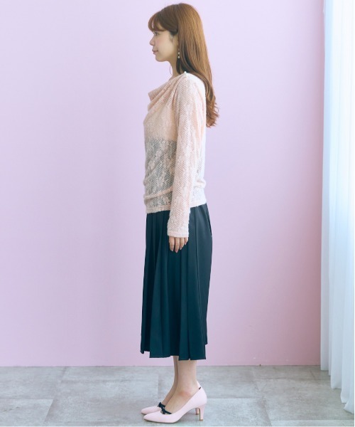 marun(マルン)の「<大きいサイズ>2WAYドレープ衿起毛レーストップス marun(シャツ/ブラウス・レディース・オフホワイト/ピンク・4L/5L/3L/LL/L)」の13枚目の写真