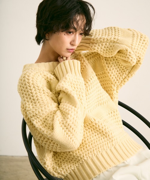 uchi.(ウチ)の「立体編みニットプルオーバー(ニット/セーター・レディース・ブラウン/イエロー/アイボリー・FREE)」の3枚目の写真