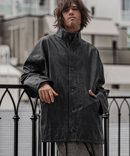 CAMBIO(カンビオ)の「mj11796-Synthetic Leather Stand Collar Jacket スタンドカラージャケット(PF-262-019)(その他アウター・メンズ・ブラック/カーキ・S/M/L)」の3枚目の写真