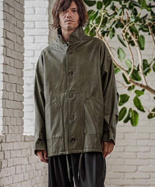 CAMBIO(カンビオ)の「mj11796-Synthetic Leather Stand Collar Jacket スタンドカラージャケット(PF-262-019)(その他アウター・メンズ・ブラック/カーキ・S/M/L)」の10枚目の写真