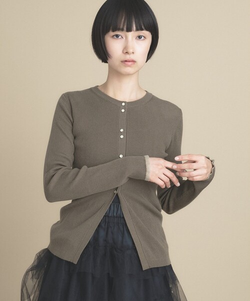 cloenc(クロエンス)の「【WEB限定カラーあり】Relaxy Rich シルクカシミヤ混 リブニットカーディガン(カーディガン/ボレロ・レディース・サックスブルー/ピンク/ワインレッド/ベージュ系その他7/ライトグレー系8/ブラウン系8/オリーブ/ネイビー/ライトイエロー系・02)」の1枚目の写真