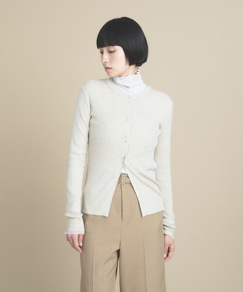 cloenc(クロエンス)の「【WEB限定カラーあり】Relaxy Rich シルクカシミヤ混 リブニットカーディガン(カーディガン/ボレロ・レディース・サックスブルー/ピンク/ワインレッド/ベージュ系その他7/ライトグレー系8/ブラウン系8/オリーブ/ネイビー/ライトイエロー系・02)」の4枚目の写真