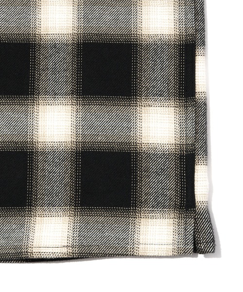 Noen(ノエン)の「フランネルチェックシャツ(シャツ/ブラウス・メンズ・バーガンディー/ブラック・LARGE/MEDIUM/X-LARGE)」の14枚目の写真