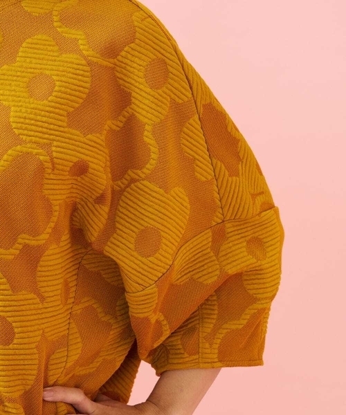 Jocomomola（ホコモモラ）の「【日本製】Forma de flor パネル切り替えフラワージャカードカットソー（Tシャツ/カットソー・レディース・マスタード・40）」の13枚目の写真