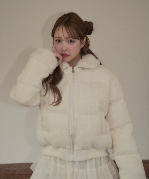 TITTY&CO.(ティティーアンドコー)の「ラメツイードキルティングボアダウン(その他アウター・レディース・アイボリー/ベージュ/ブラウン/ブラック・FREE)」の2枚目の写真