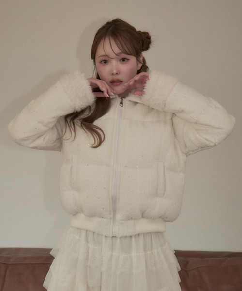 TITTY&CO.(ティティーアンドコー)の「ラメツイードキルティングボアダウン(その他アウター・レディース・アイボリー/ベージュ/ブラウン/ブラック・FREE)」の6枚目の写真