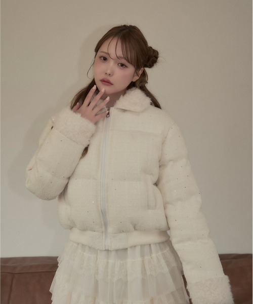 TITTY&CO.(ティティーアンドコー)の「ラメツイードキルティングボアダウン(その他アウター・レディース・アイボリー/ベージュ/ブラウン/ブラック・FREE)」の7枚目の写真
