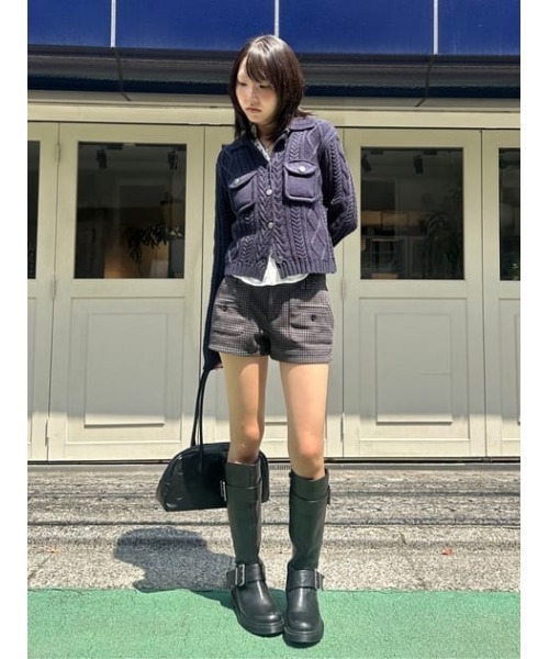 LAGUA GEM(ラグアジェム)の「CABLE BUTTON KNIT トップス(ニット/セーター・レディース・グレー/ネイビー/ブラック・FREE)」の9枚目の写真