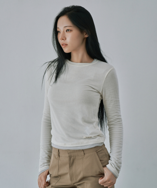 WAARFORWOMAN(ワール・フォー・ウーマン)の「WT-96 マイルドカシミヤTシャツ_アイボリー(Tシャツ/カットソー・レディース・その他・FREE)」の3枚目の写真
