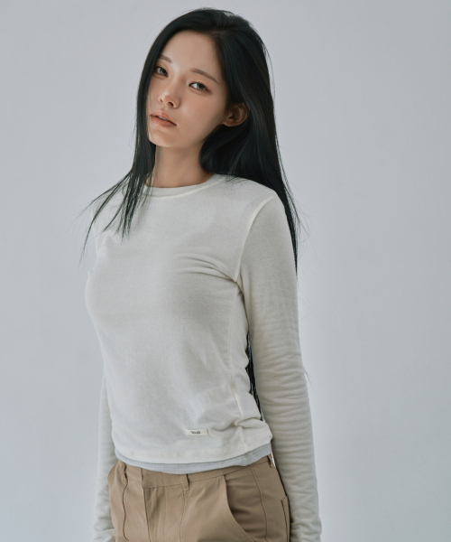 WAARFORWOMAN(ワール・フォー・ウーマン)の「WT-96 マイルドカシミヤTシャツ_アイボリー(Tシャツ/カットソー・レディース・その他・FREE)」の6枚目の写真