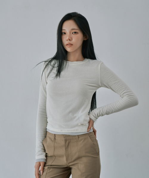 WAARFORWOMAN(ワール・フォー・ウーマン)の「WT-96 マイルドカシミヤTシャツ_アイボリー(Tシャツ/カットソー・レディース・その他・FREE)」の7枚目の写真