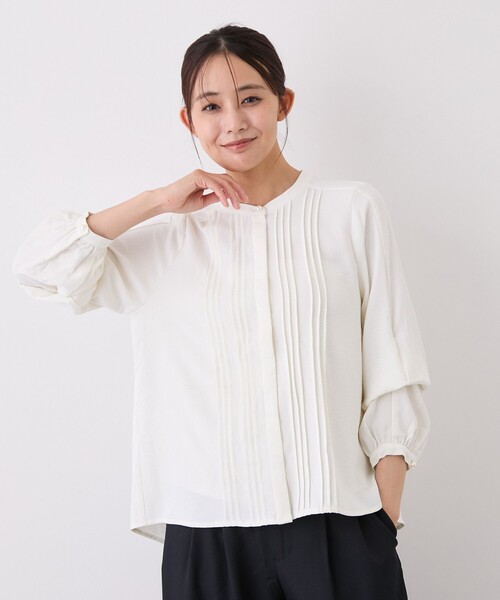 Jayro（ジャイロ）の「ピンタックブラウス（シャツ/ブラウス・レディース・ブラック/ホワイト系その他/ベージュ・M）」の2枚目の写真