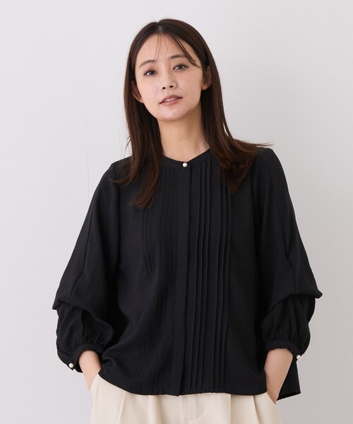 Jayro（ジャイロ）の「ピンタックブラウス（シャツ/ブラウス・レディース・ブラック/ホワイト系その他/ベージュ・M）」の3枚目の写真