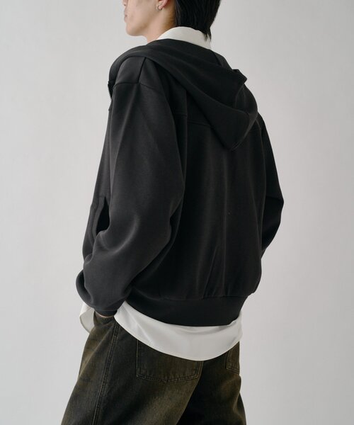 goocy(グーシー)の「ボンディングスウェットZIPPK(パーカー・メンズ・グレー/ブラック・LARGE/MEDIUM)」の6枚目の写真