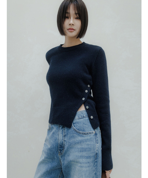 MEMUA(メムア)の「クレール ラクーンメリノウールニット(ネイビー)(ニット/セーター・レディース・ネイビー/オートミール・FREE)」の2枚目の写真