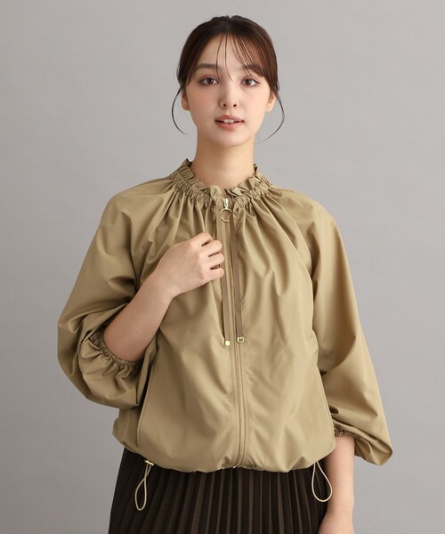 LAURA ASHLEY(ローラアシュレイ)の「【ミノテック(R)/袖口・裾ゴム仕様】ギャザーブルゾン(ブルゾン・レディース・ベビーピンク/ベージュ/ブラック・38/40)」の2枚目の写真