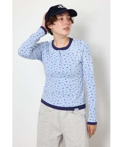 RODEO CROWNS WIDE BOWL(ロデオクラウンズワイドボウル)の「フェイクレイヤードヘンリーネックトップス(Tシャツ/カットソー・レディース・ブルー系その他2/グレー系その他/杢グレー/ブラック・FREE)」の15枚目の写真