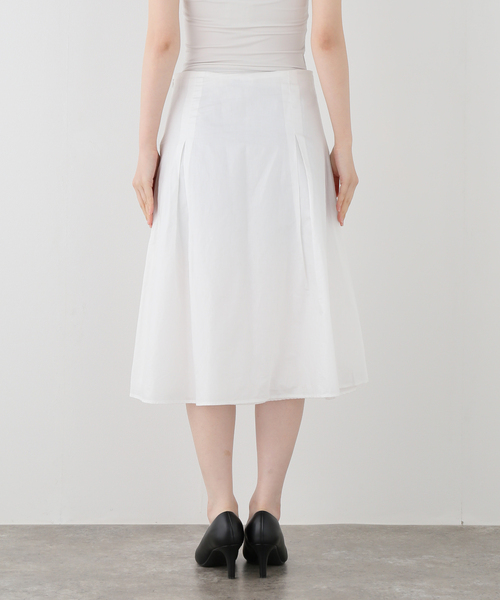 Paloma Wool(パロマウール)の「PALOMA WOOL / パロマウール DIMI PLEATED DETAIL MIDI SKIRT(スカート・レディース・ホワイト・34)」の11枚目の写真