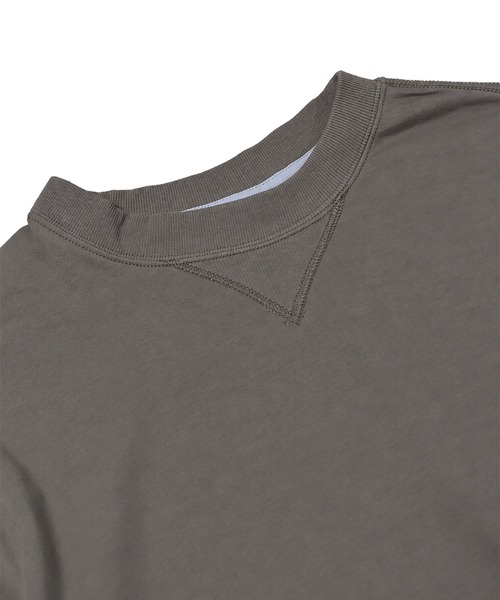 sneeuw(スニュウ)の「スリットスウェットTシャツ(Tシャツ/カットソー・レディース・ブラック/ブラウン/クリーム・1/3)」の17枚目の写真
