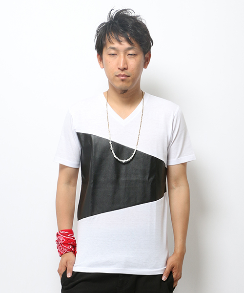 VENCEEXCHANGE（ヴァンスエクスチェンジ）の「PU斜め切り替えTシャツ    （Tシャツ/カットソー・メンズ・オフホワイト/ブラック・LARGE/MEDIUM）」の2枚目の写真