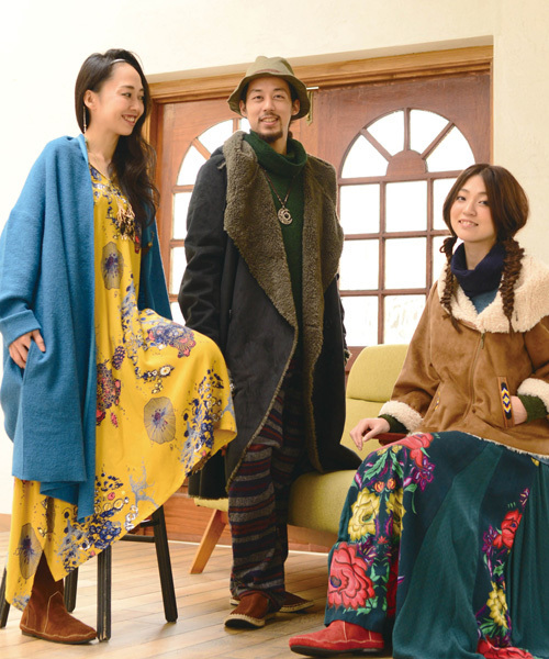 チャイハネ(チャイハネ)の「【チャイハネ】フェイクムートンメンズコート/ フーディー(ムートンコート・メンズ・ブラック/ベージュ・FREE)」の3枚目の写真