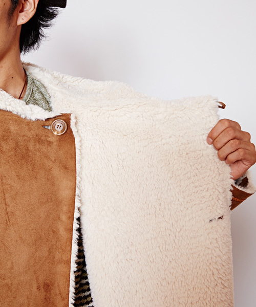 チャイハネ(チャイハネ)の「【チャイハネ】フェイクムートンメンズコート/ フーディー(ムートンコート・メンズ・ブラック/ベージュ・FREE)」の10枚目の写真