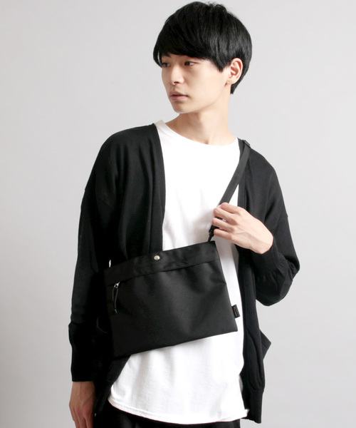 THE CASUAL（カジュアル）の「コットンニット長袖ドロップショルダーワイドカーディガン（カーディガン/ボレロ・メンズ・ネイビー/グリーン/オートミール/グレー系その他/ロイヤルブルー/チャコール/ブルー/テラコッタ/マスタード/杢グレー/ブルー系その他/ワイン/ブラック/オリーブ・L/M/S/XL）」の2枚目の写真