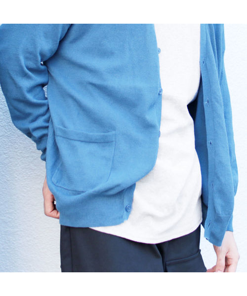 THE CASUAL（カジュアル）の「コットンニット長袖ドロップショルダーワイドカーディガン（カーディガン/ボレロ・メンズ・ネイビー/グリーン/オートミール/グレー系その他/ロイヤルブルー/チャコール/ブルー/テラコッタ/マスタード/杢グレー/ブルー系その他/ワイン/ブラック/オリーブ・L/M/S/XL）」の18枚目の写真