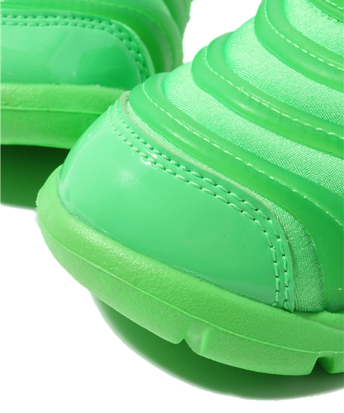 NIKE(ナイキ)の「2013 ベビー ナイキ ダイナモフリー TD(スニーカー・キッズ・ピンク/イエロー/グリーン/ブルー・12cm/13cm/14cm/15cm/16cm)」の10枚目の写真