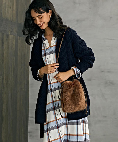 green label relaxing(グリーンレーベルリラクシング)の「SC ハミルトン アラン カーディガン ◆(カーディガン/ボレロ・レディース・ネイビー/オフホワイト/イエロー・FREE)」の2枚目の写真