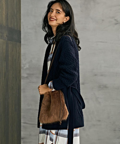 green label relaxing(グリーンレーベルリラクシング)の「SC ハミルトン アラン カーディガン ◆(カーディガン/ボレロ・レディース・ネイビー/オフホワイト/イエロー・FREE)」の11枚目の写真