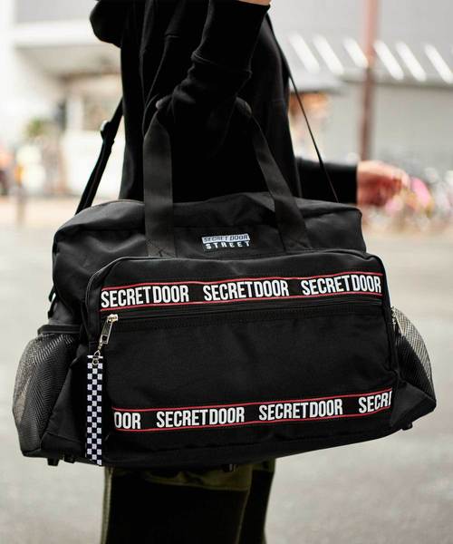 SecretDoor（シークレットドア）の「トラベルボストン Secret Door 