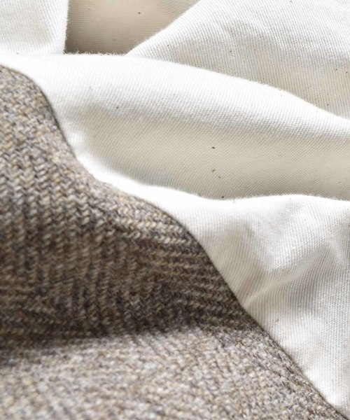 UNIVERSAL TISSU(ユニヴァーサルティシュ)の「「universaltissu/ ユニヴァーサルティシュ」ウールヘリンボーン&ネップシルクツイードチェスターコート(チェスターコート・レディース・ブラック/ベージュ/ブラウン/カーキ・1/3)」の17枚目の写真