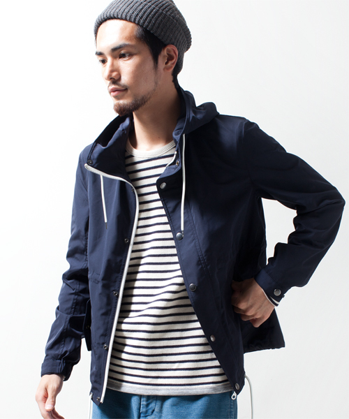 NANO universe（ナノユニバース）の「ナイロン撥水マリンパーカ（マウンテンパーカー・メンズ・ブラック/ベージュ/グリーン/ブルー/ネイビー/レンガ・MEDIUM/LARGE）」の4枚目の写真