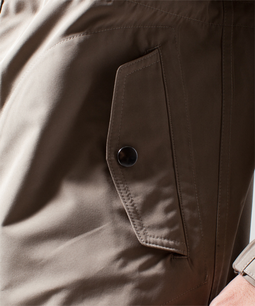 NANO universe（ナノユニバース）の「ナイロン撥水マリンパーカ（マウンテンパーカー・メンズ・ブラック/ベージュ/グリーン/ブルー/ネイビー/レンガ・MEDIUM/LARGE）」の11枚目の写真