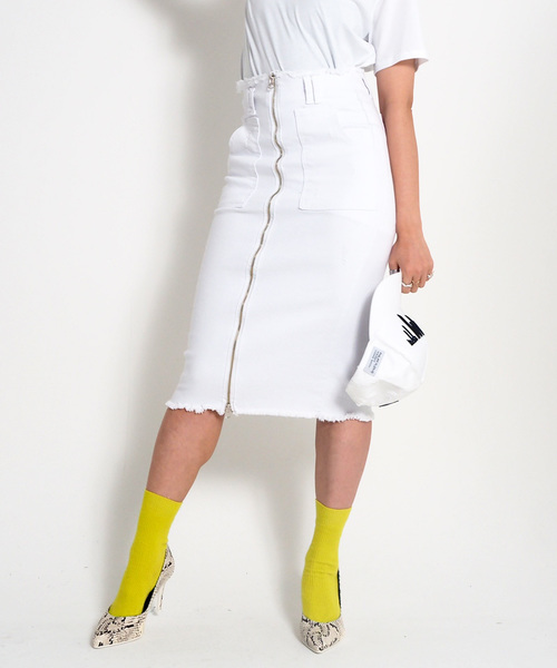 Narcissus（ナルシス）の「【cheap!!by vaNite】ジップデニムスカート（デニムスカート・レディース・ホワイト/ブラック・SMALL/MEDIUM）」の2枚目の写真