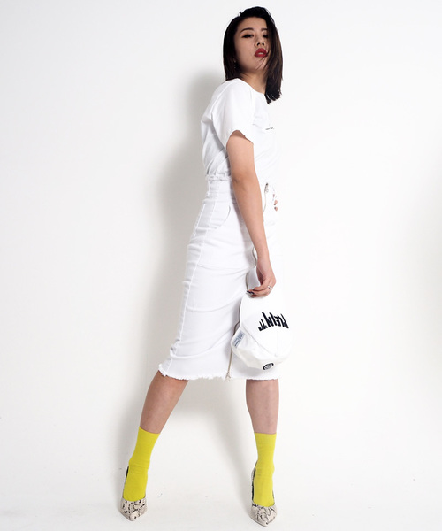 Narcissus（ナルシス）の「【cheap!!by vaNite】ジップデニムスカート（デニムスカート・レディース・ホワイト/ブラック・SMALL/MEDIUM）」の17枚目の写真