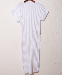 ELK（エルク）の「ELK エルク / VEKKI DRESS プリーツワンピース ショートスリーブロングサマードレス / A3161W08S01（ワンピース）」