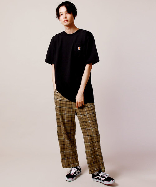 Carhartt（カーハート）の「Carhartt カーハート/ビッグサイズ 半袖 ポケットTシャツ ワンポイントロゴ カットソー（Tシャツ/カットソー・メンズ・ボルドー/ヘザーグレー/グレー系その他/ヘザーチャコール/ダークブラウン/ホワイト/ベージュ系その他/グリーン系その他/ブルー系その他/ネイビー/ブラック/ブラウン系その他・L/2XL/XL/M）」の14枚目の写真