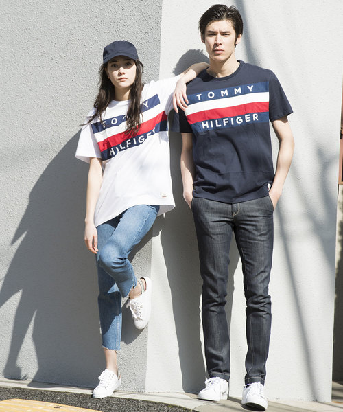 TOMMY HILFIGER（トミーヒルフィガー）の「【オンライン限定】ビッグ フラッグ Tシャツ / UPSTATE FLAG TEE（Tシャツ/カットソー・メンズ・ホワイト/ネイビー/レッド・SMALL/MEDIUM/LARGE/X-LARGE）」の5枚目の写真