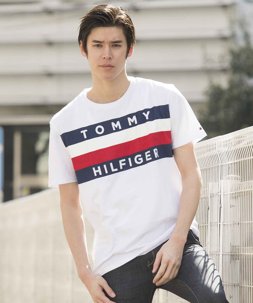 TOMMY HILFIGER（トミーヒルフィガー）の「【オンライン限定】ビッグ フラッグ Tシャツ / UPSTATE FLAG TEE（Tシャツ/カットソー・メンズ・ホワイト/ネイビー/レッド・SMALL/MEDIUM/LARGE/X-LARGE）」の6枚目の写真