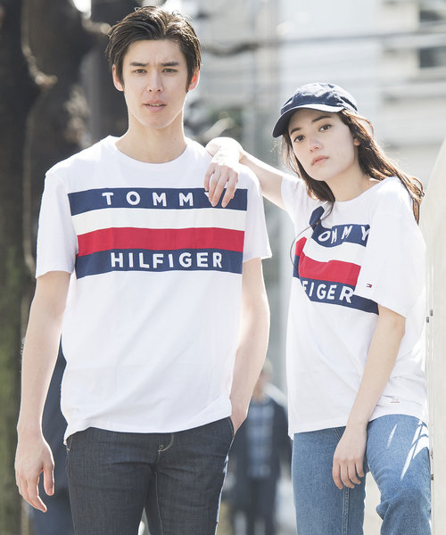 TOMMY HILFIGER（トミーヒルフィガー）の「【オンライン限定】ビッグ フラッグ Tシャツ / UPSTATE FLAG TEE（Tシャツ/カットソー・メンズ・ホワイト/ネイビー/レッド・SMALL/MEDIUM/LARGE/X-LARGE）」の8枚目の写真