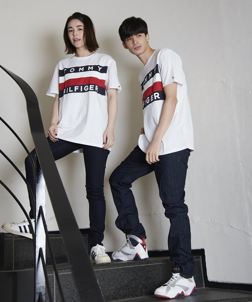 TOMMY HILFIGER（トミーヒルフィガー）の「【オンライン限定】ビッグ フラッグ Tシャツ / UPSTATE FLAG TEE（Tシャツ/カットソー・メンズ・ホワイト/ネイビー/レッド・SMALL/MEDIUM/LARGE/X-LARGE）」の7枚目の写真