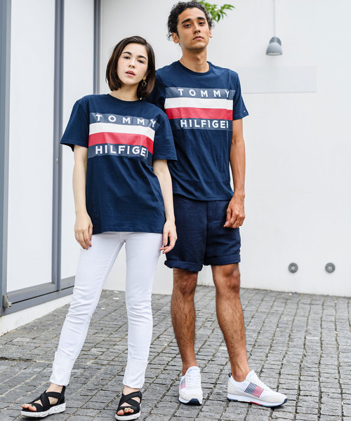 TOMMY HILFIGER（トミーヒルフィガー）の「【オンライン限定】ビッグ フラッグ Tシャツ / UPSTATE FLAG TEE（Tシャツ/カットソー・メンズ・ホワイト/ネイビー/レッド・SMALL/MEDIUM/LARGE/X-LARGE）」の15枚目の写真