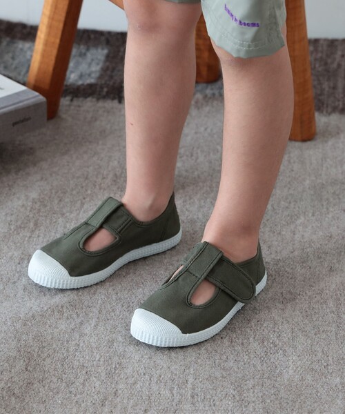 Cienta(シエンタ)の「Cienta / T STRAP (14~18cm)(スニーカー・キッズ・ブラック/ピンク/ブラウン系その他2/ブラウン/グレー/オリーブ/ベージュ/ケリーグリーン/イエロー系その他5・15 /13/14/16/17/18)」の7枚目の写真