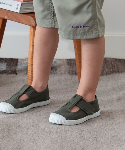 Cienta(シエンタ)の「Cienta / T STRAP (14~18cm)(スニーカー・キッズ・ブラック/ピンク/ブラウン系その他2/ブラウン/グレー/オリーブ/ベージュ/ケリーグリーン/イエロー系その他5・15 /13/14/16/17/18)」の20枚目の写真