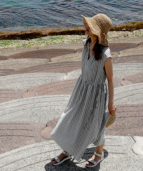 n'ee-ne（ネーネ）の「ストライプワンピース（ワンピース・レディース・ブラック/ネイビー・M/L/LL）」の19枚目の写真