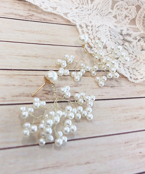 apres jour（アプレジュール）の「【apres jour×ARIAZ】小枝パールピアス（ピアス（両耳用）・レディース・ゴールド・FREE）」の3枚目の写真